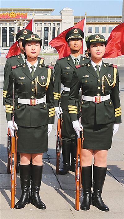 中国人民解放军陆,海,空三军仪仗队