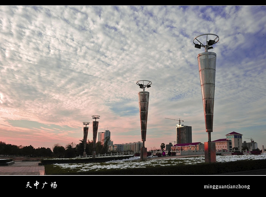  p data-id="gnhhdr696f">天中广场位于驻马店市开源大道与乐山大道