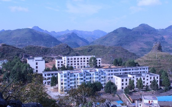 黑支果乡初级中学