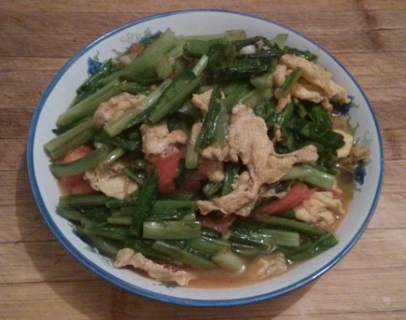 西红柿青菜蘑菇炒鸡蛋