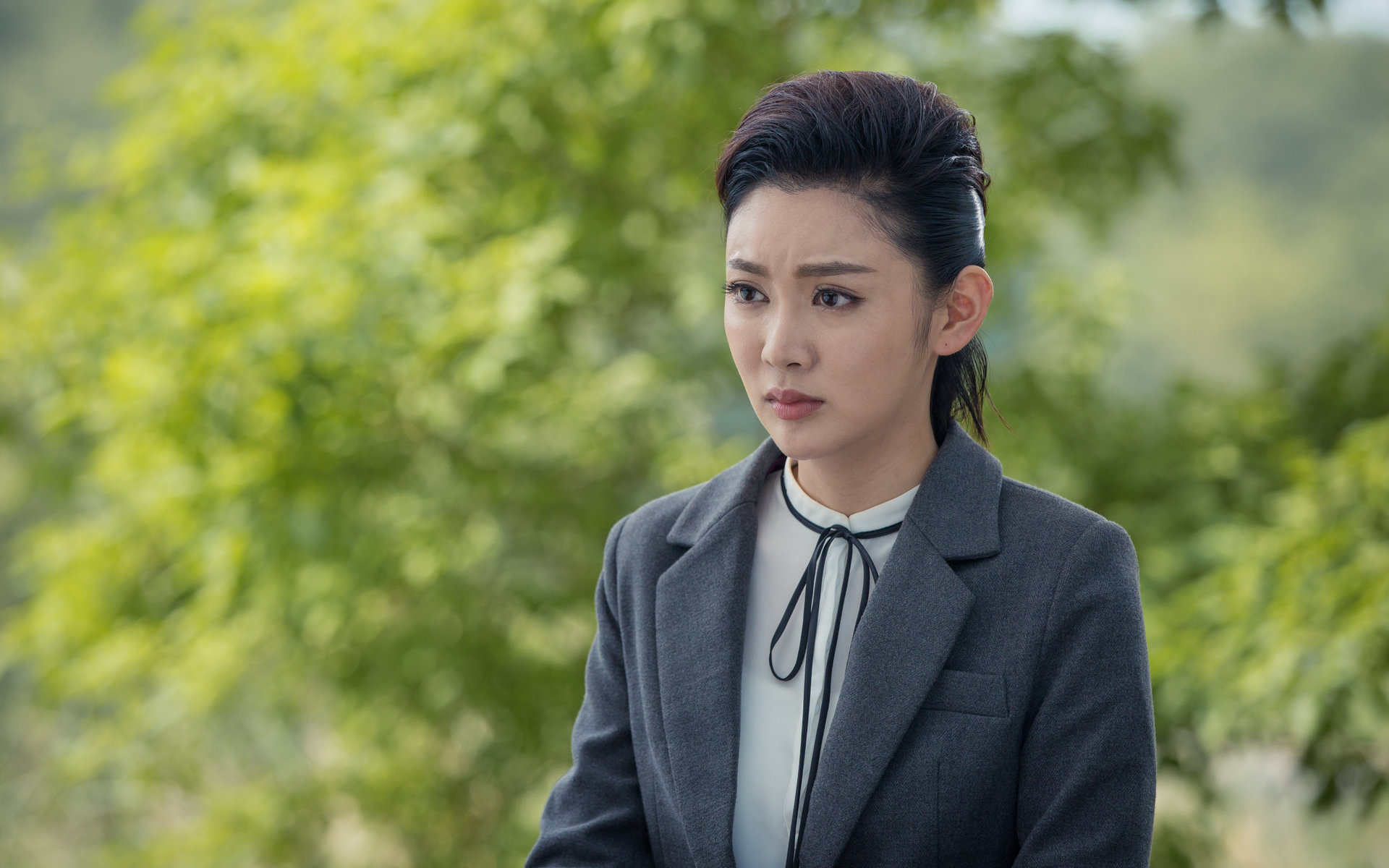  p>郝泽嘉 i>(原名:郝安磊), /i>1988年4月2日出生于黑龙江省鹤岗 