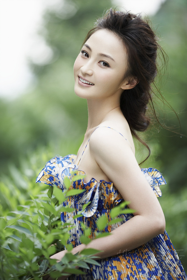  p>姚笛,1982年3月17日出生于浙江省嘉兴市桐乡市,中国内地影视女演员