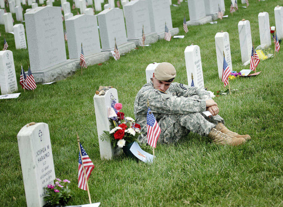  p>阿灵顿国家公墓(arlington national cemetery)坐落于美国 a