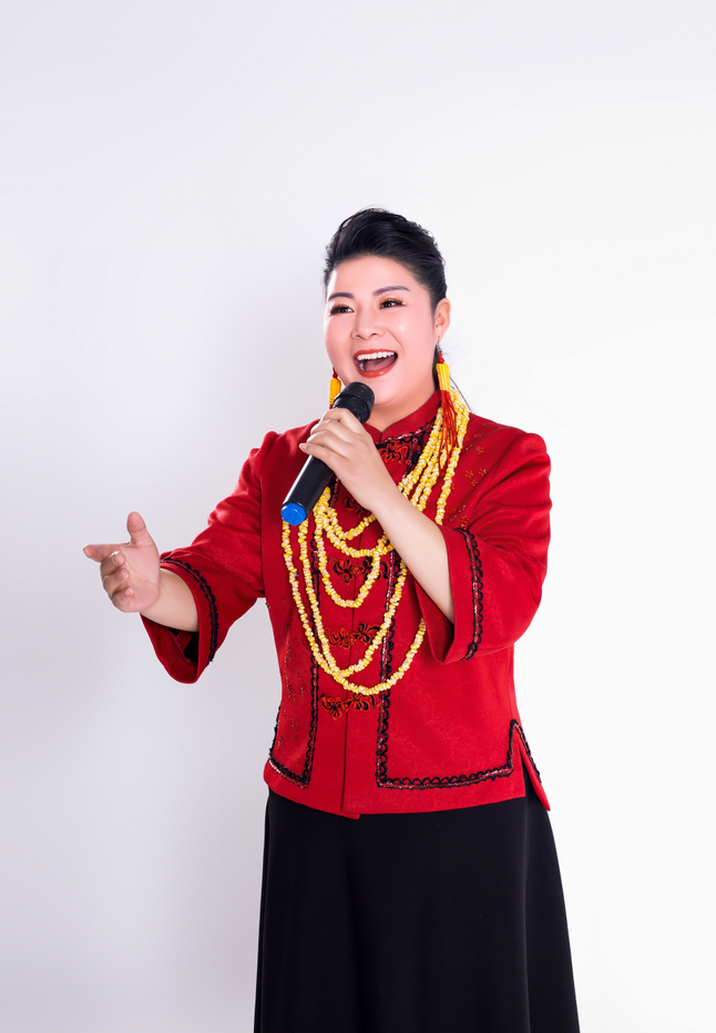  p>潘海霞(玉米姐),出生于黑龙江省 a target="_blank" href="/item