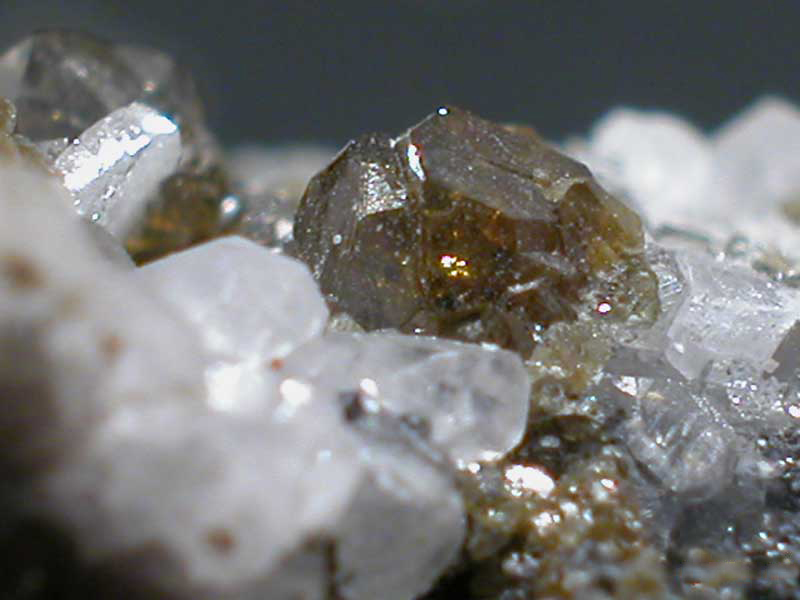 是" a href="#" data-lemmaid="3975018">钒钛磁铁矿 /a>"的别称,是 