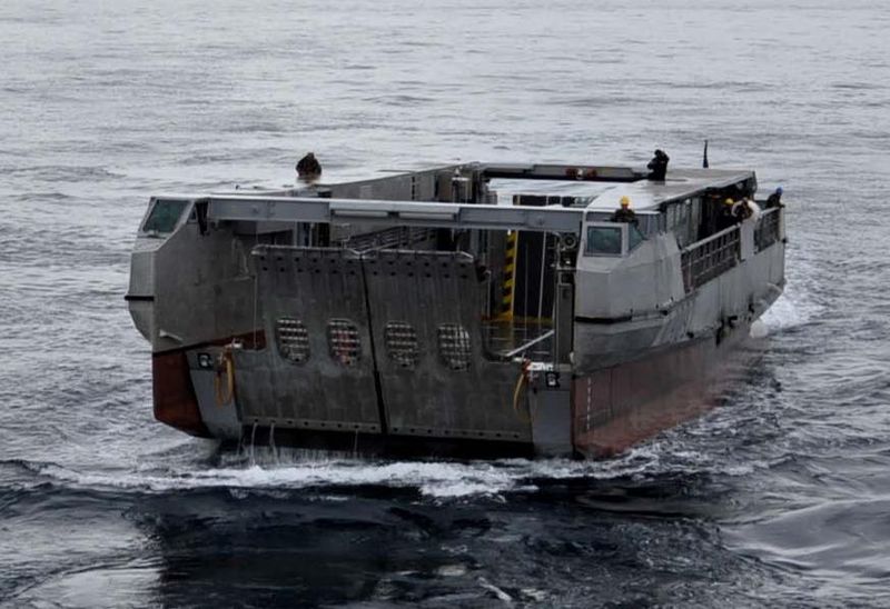  p>lcat(英语:roll-on/roll-off c a target="