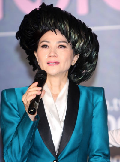  p>凤飞飞(fong fei fei,1953年8月20日-2012年1月3日),本名林秋鸾