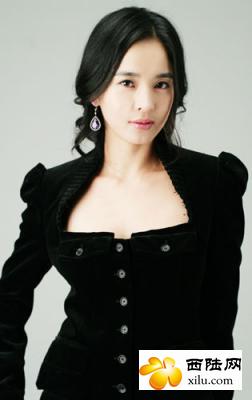  p>郑慧英,出生于1973年12月14日,韩国女演员,毕业于 a target="