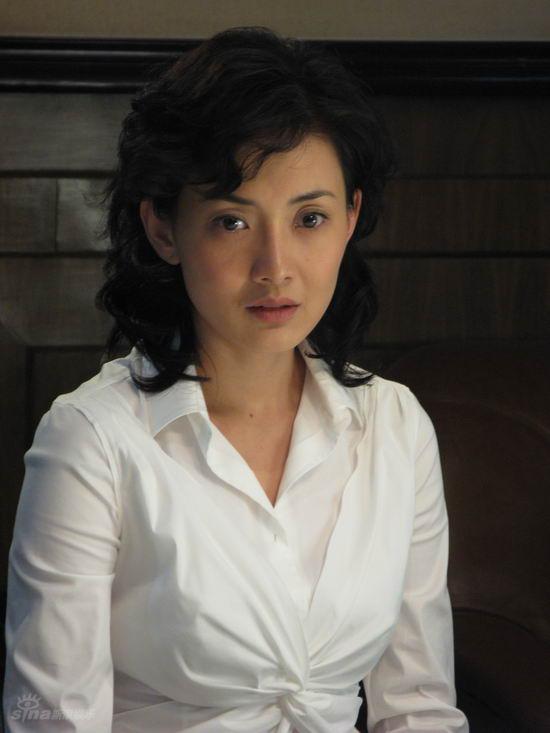 雅宝路女人》是第一部反映中外民间贸易和当代商人心灵变革的30集电视