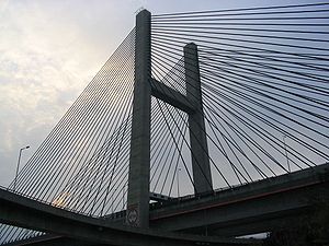  p data-id="gnvjfjrrx0">汲水门大桥(简称汲水门桥)位于中国 a