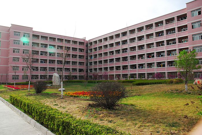  /a>省玉田县第一中学(简称玉田一中),始建于1951年,是河北省首批 a