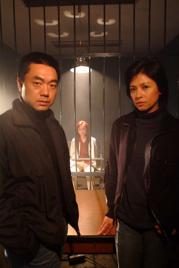  p>《红罂粟》是由 a target="_blank" href="/item/范秀明/3472511"