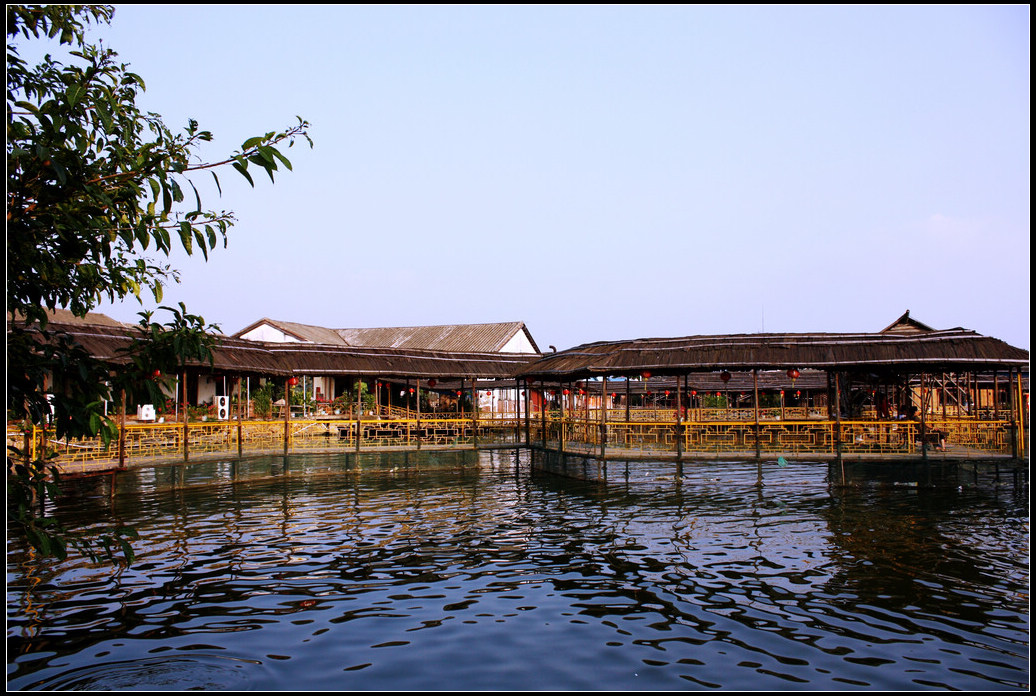  p>岭南水乡位于 a target="_blank" href="/item/民众镇/8668946"