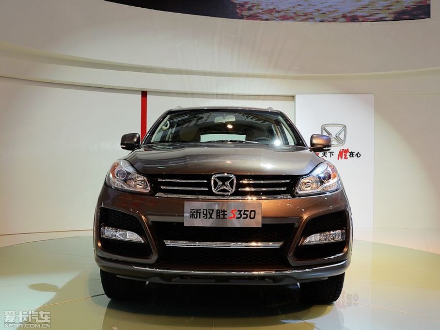  p>江铃驭胜s350是一款时尚,典雅,高贵越野车,价格12.88万元-18.