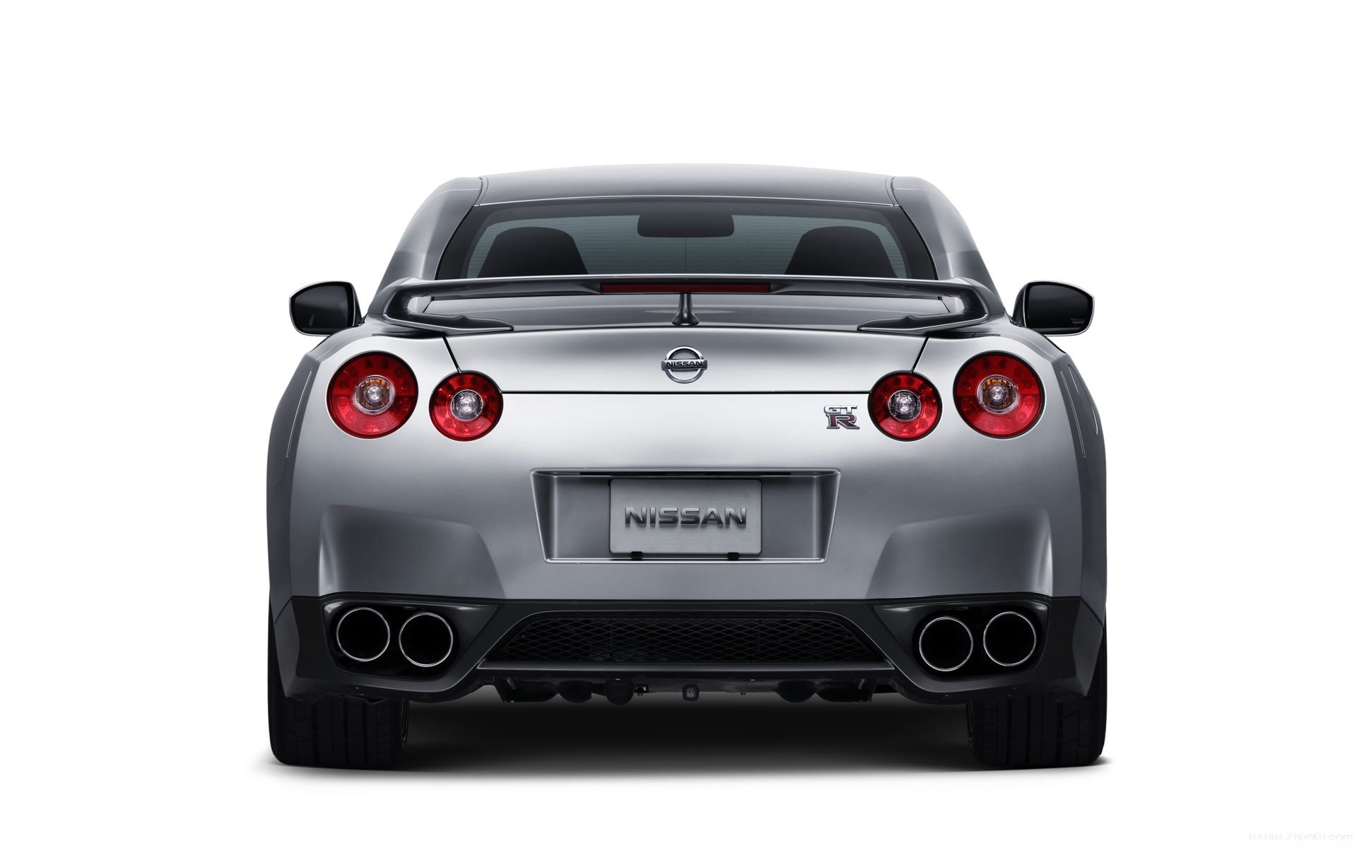 全称"日产汽车"(日文汉字转简体:日产自动车株式会社,英文:nissan