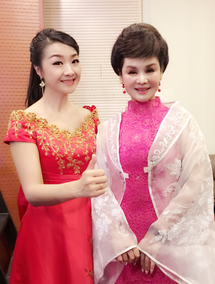  p>喜悦,出生于黑龙江,中国内地女歌手.