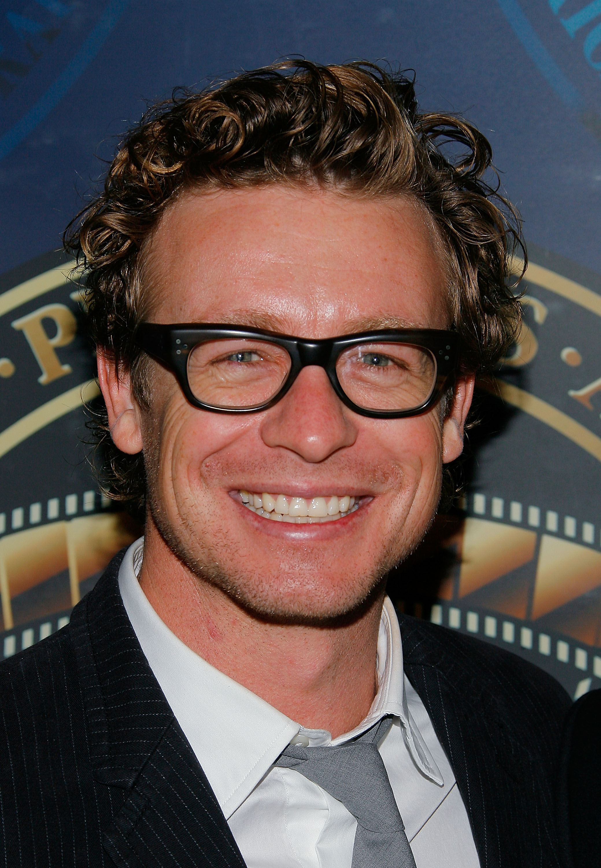  p>西蒙·贝克(simon baker),1969年7月30日出生于澳大利亚塔斯马尼亚