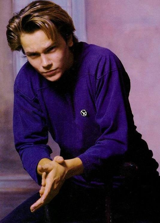 p>瑞凡·菲尼克斯(river phoenix,1970年8月23日-1993年10月31日)