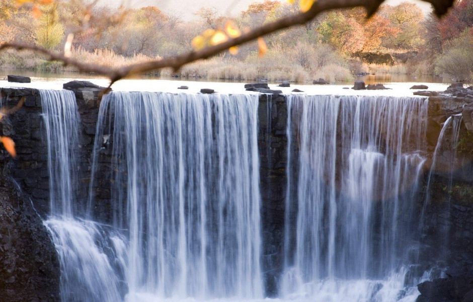 镜泊湖吊水楼瀑布