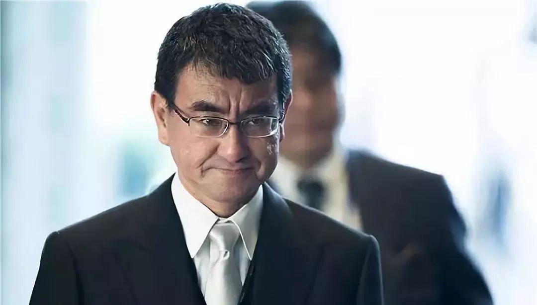外务大臣