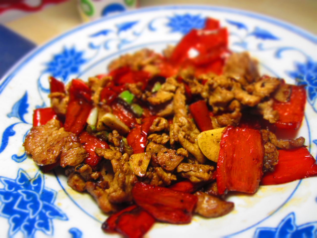红辣椒炒肉