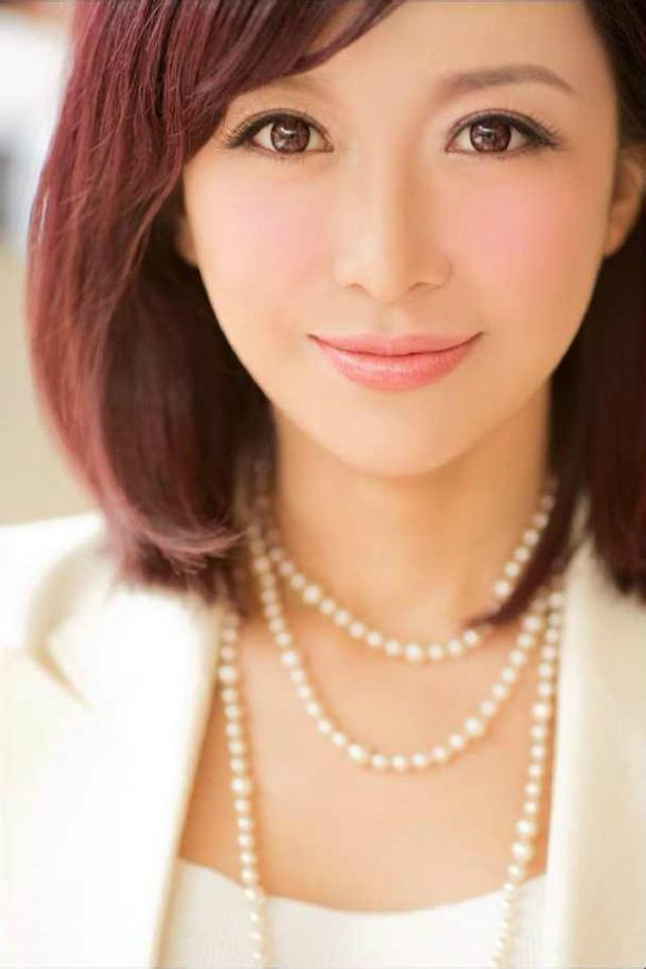  p>肖艳, a target="_blank" href="/item/央视/347519" data-lemmaid