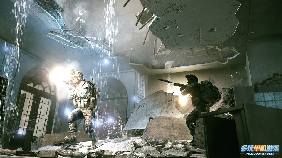  p>《战地风云3:正面交锋》是ea dice开发的一款 a target="_blank"