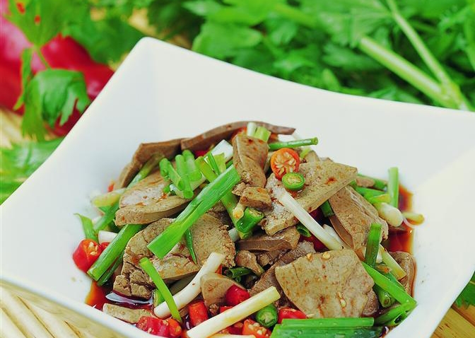 香葱拌羊肝