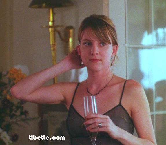  p>《拉字至上》(the l word)是美国showtime电视台于2004年1月18日