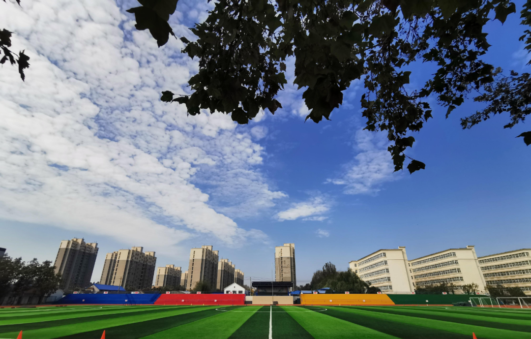 济宁市兖州区实验高级中学