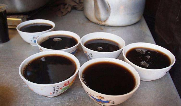 data-id="go1jnc0k9x">凉茶,流行于中国广东省,香港特别行政区,澳门特