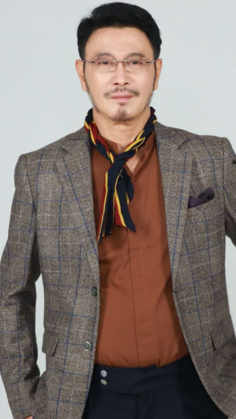  p>李桦,中国影视男演员 sup data-ctrid="2wustdm7vrj">1 /sup>.