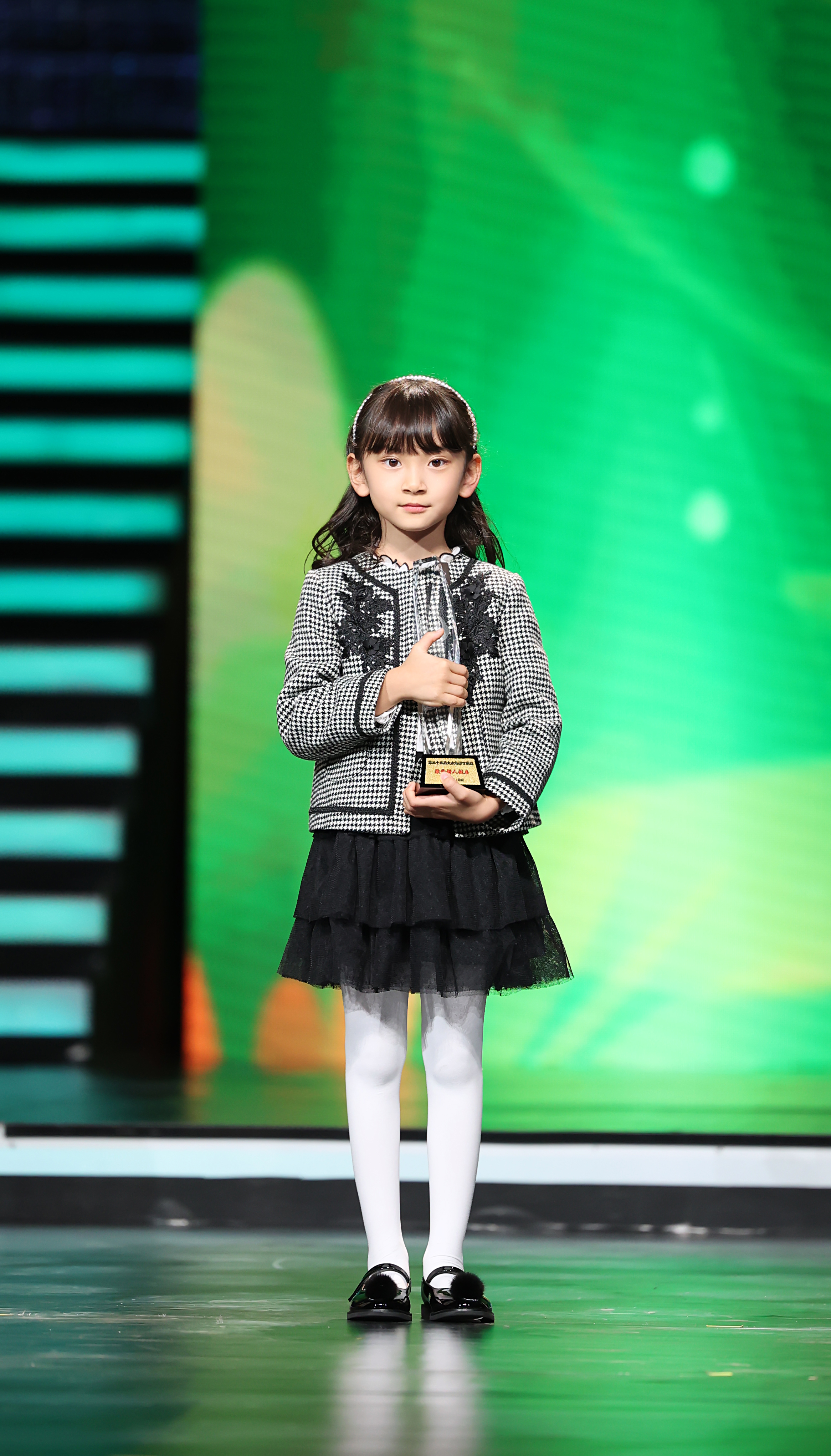 nhjt5sp">张熙然,2013年8月25日出生于江苏省苏州市,中国内地女演员