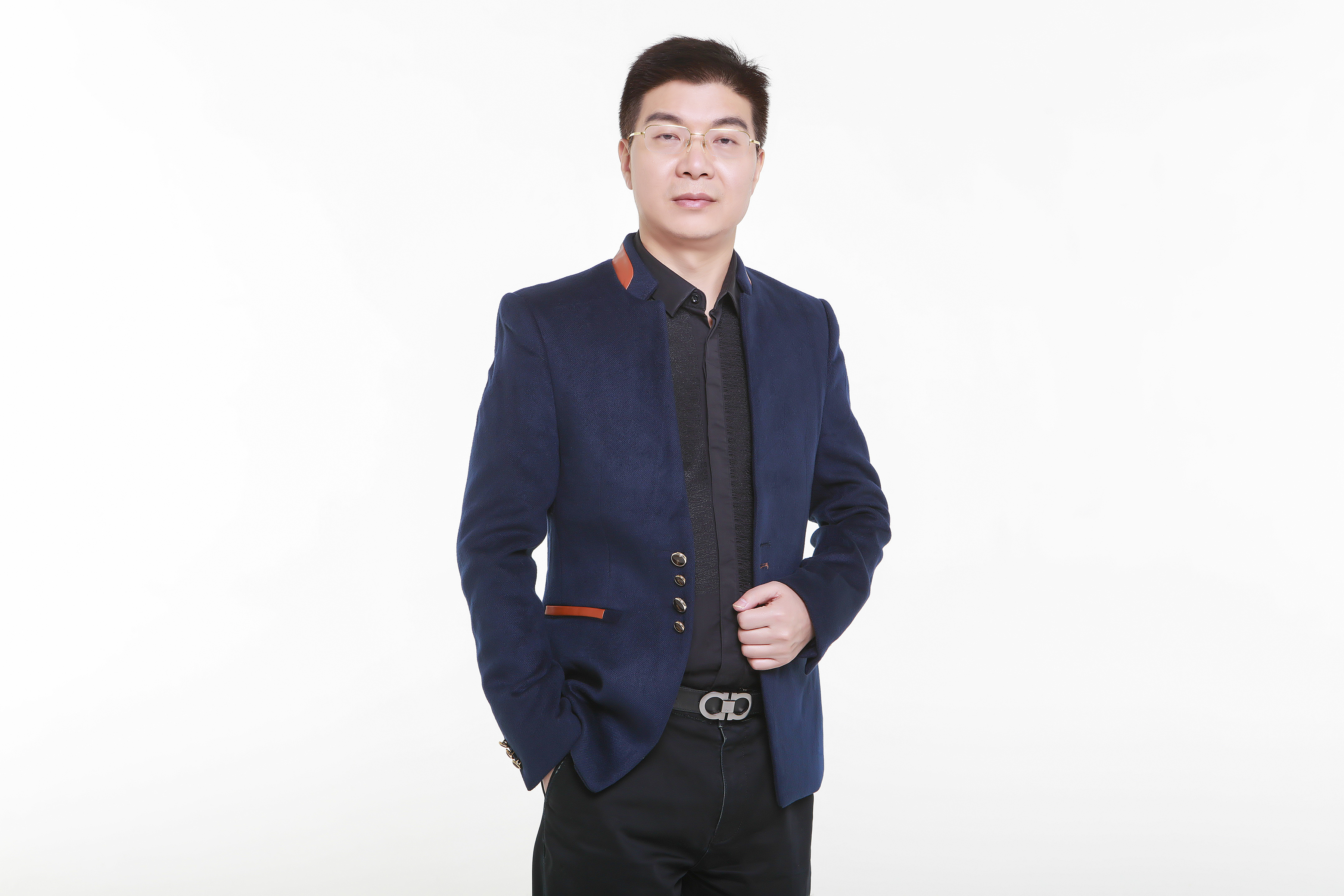 冯斌个人简介