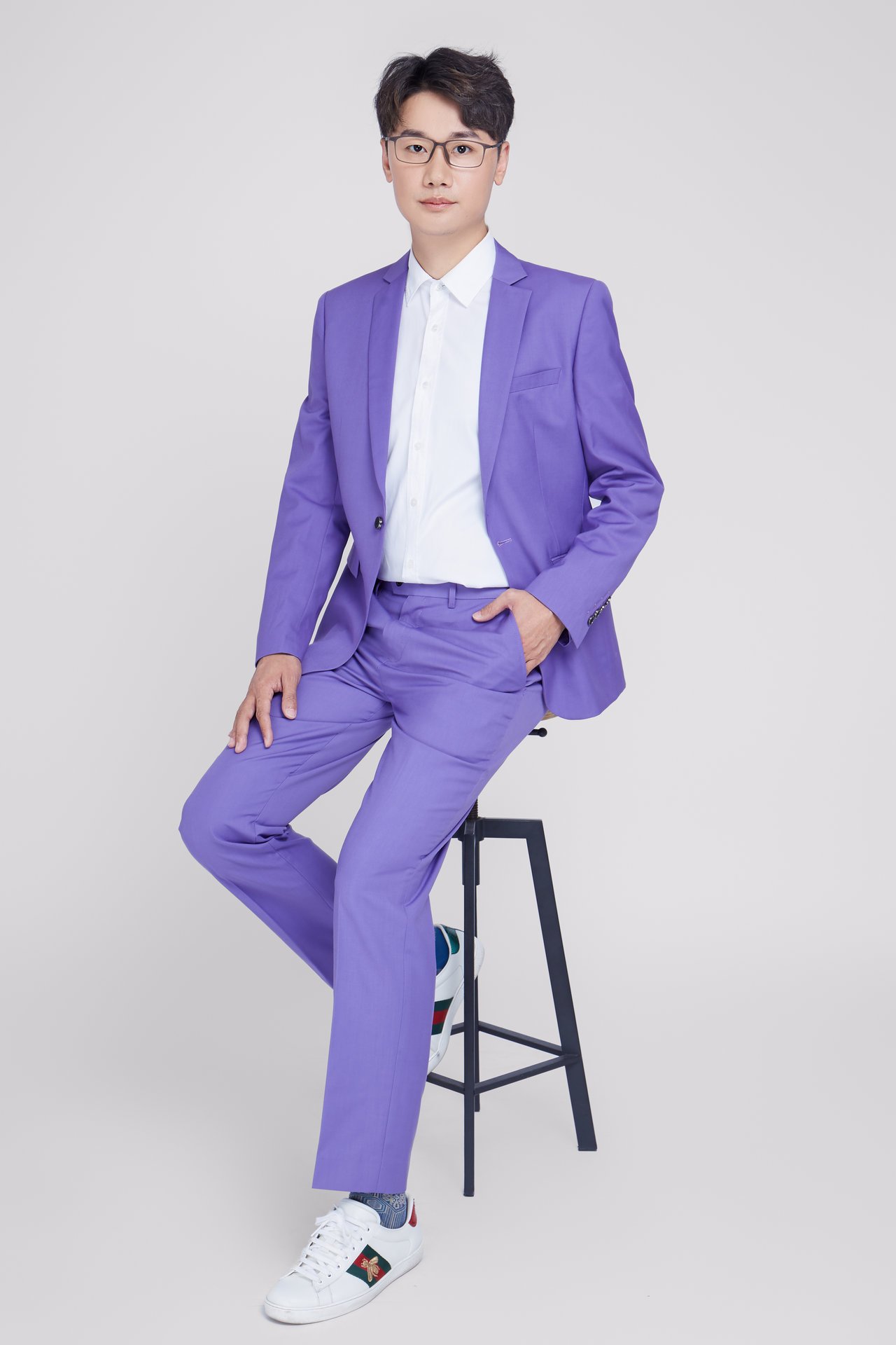  p data-id="gnbj59mtan">李洋,北京广播电视台节目主持人.