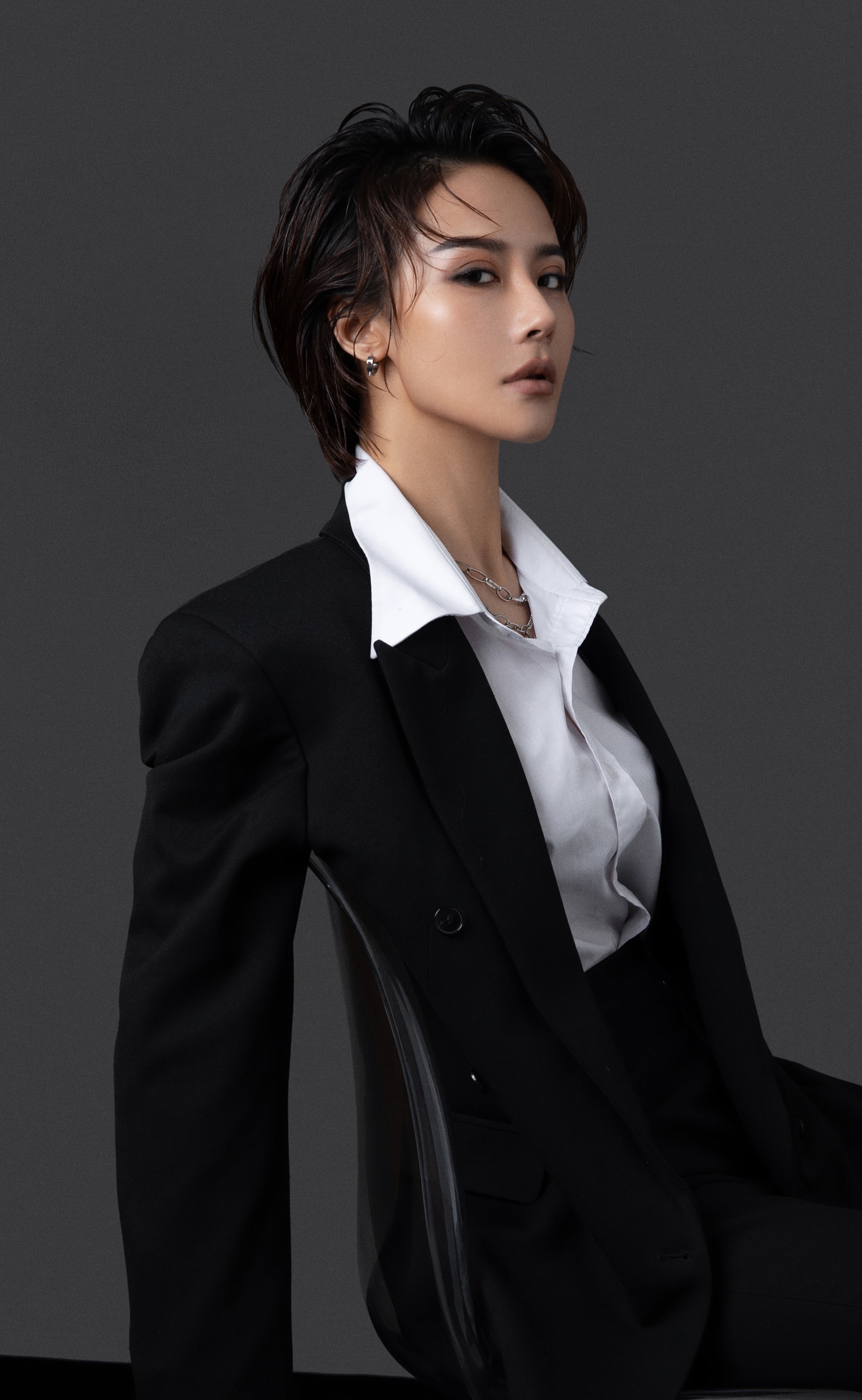  p data-id="gnbv7bfg74">王芯芯(rella),1993