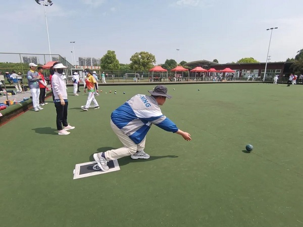  p data-id="gnbhn5rwcu">草地滚球(lawnbowls)