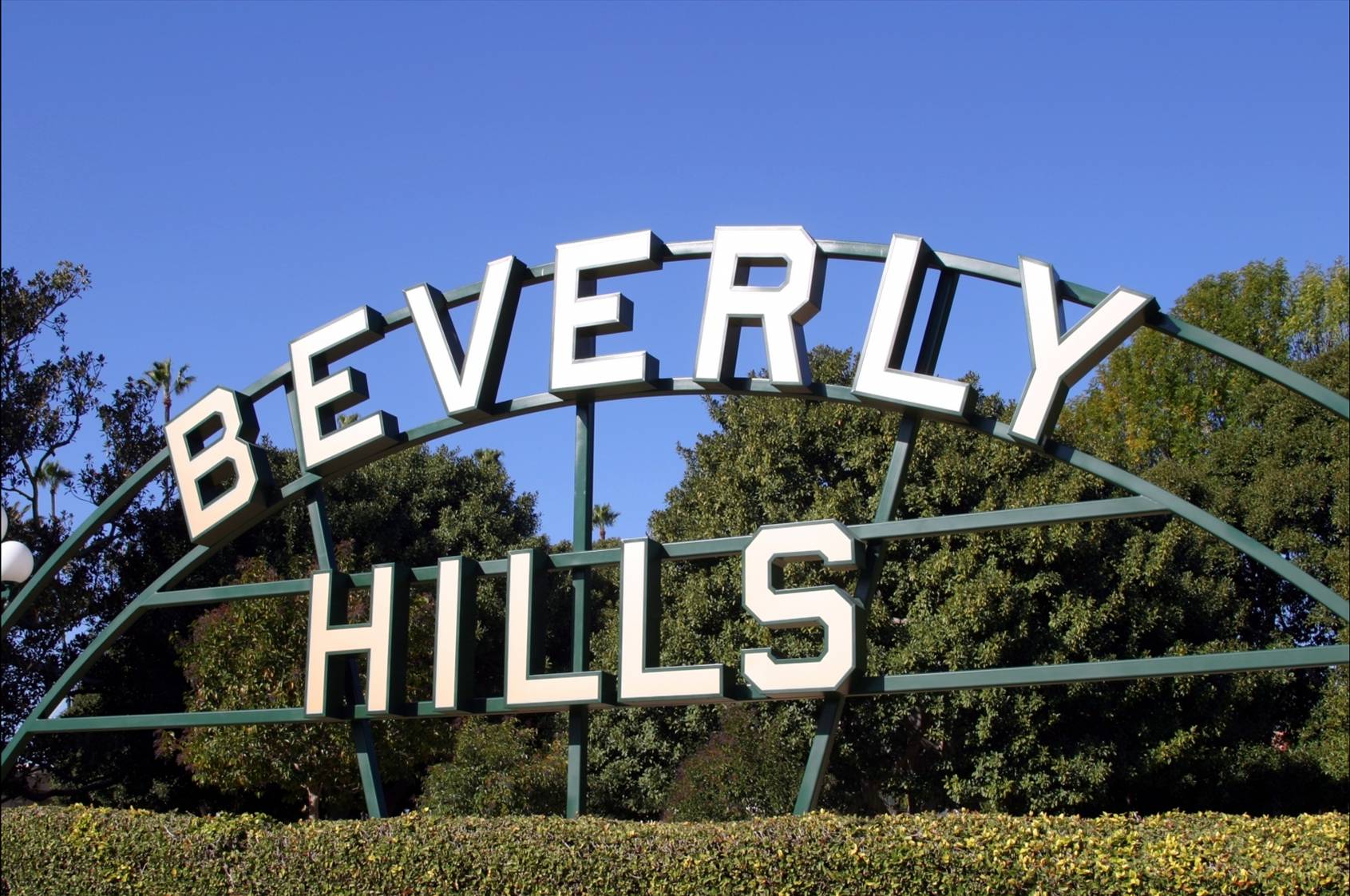  p>洛杉矶(los angeles),位于美国加利福尼亚州西南部,是美国第二大