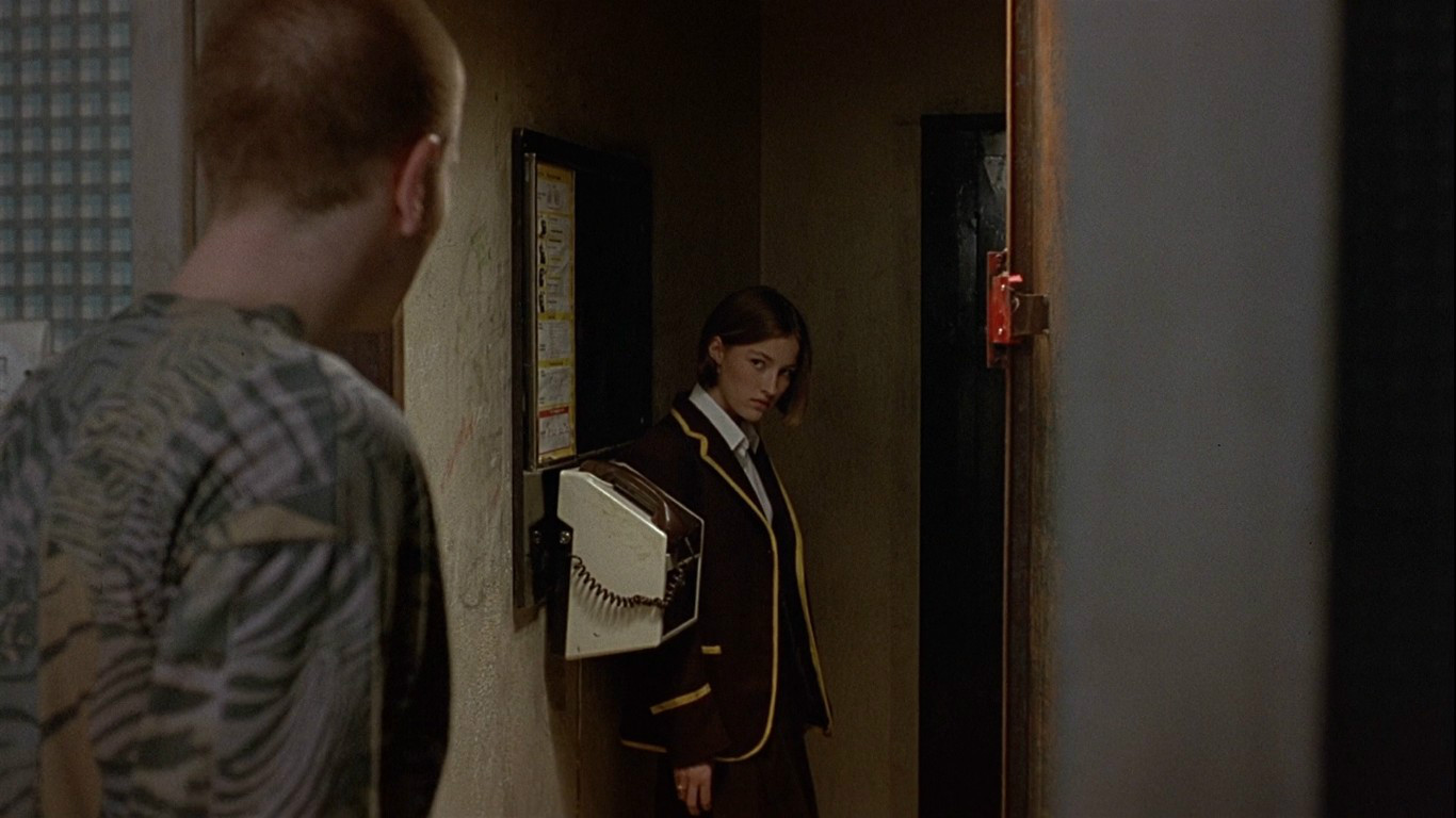  p>《猜火车》(trainspotting)是1996年由英国导演 a target="_blank"