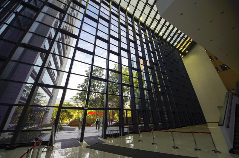  p>西南大学图书馆成立于2005年7月,由原西南师范大学图书馆和原西南