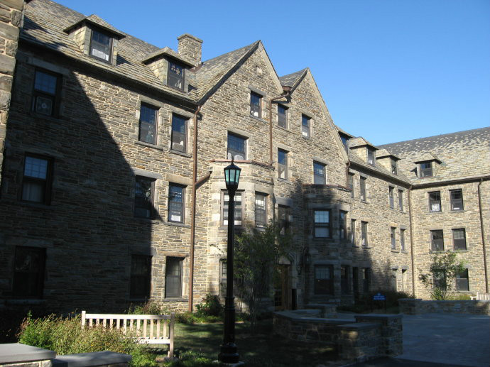  p>维拉诺瓦大学(villanova university)成立于1842年,是位于美国宾夕