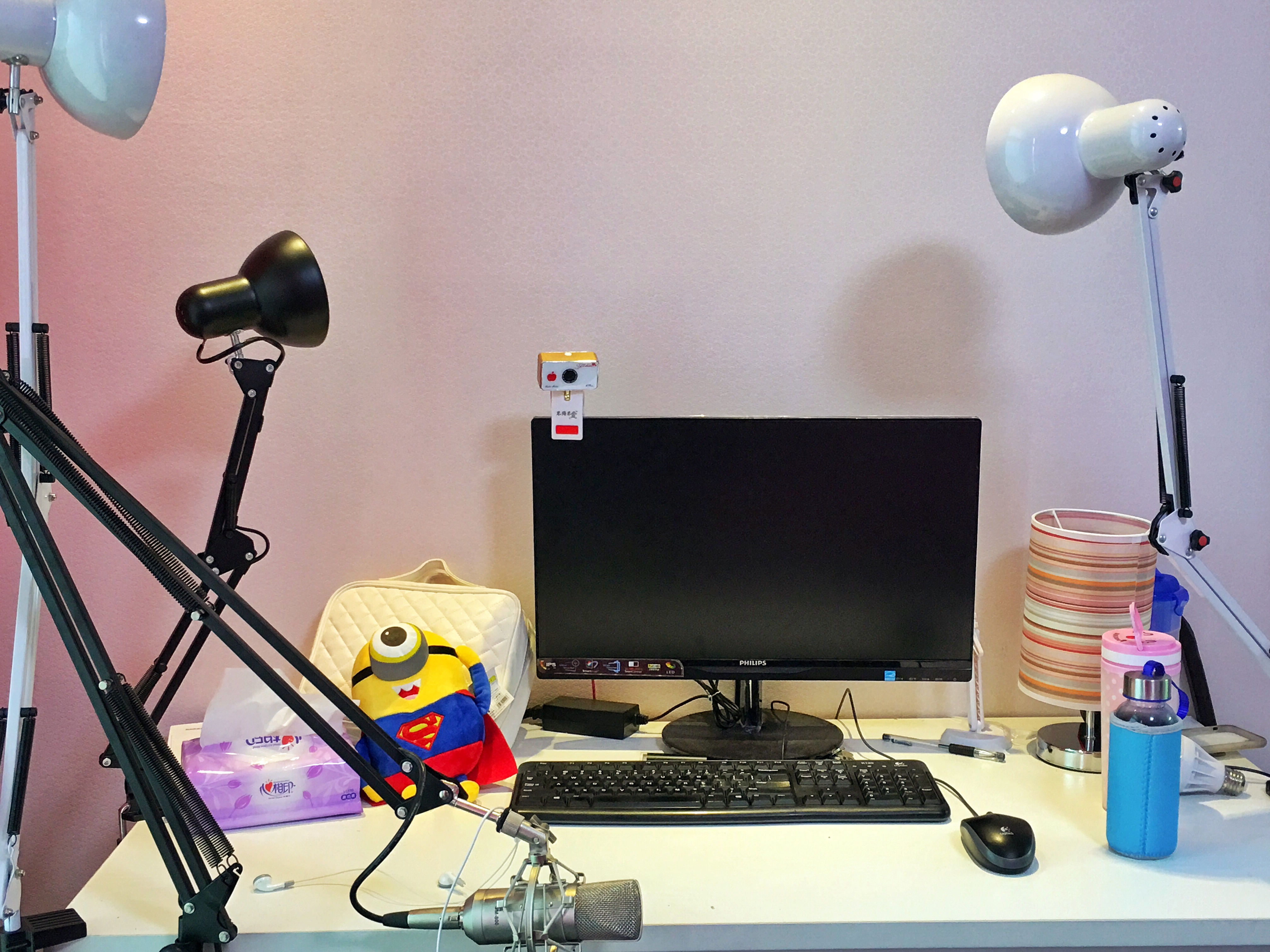 公司主营视频直播,直播内容包括:综艺,娱乐,体育,游戏 /p>