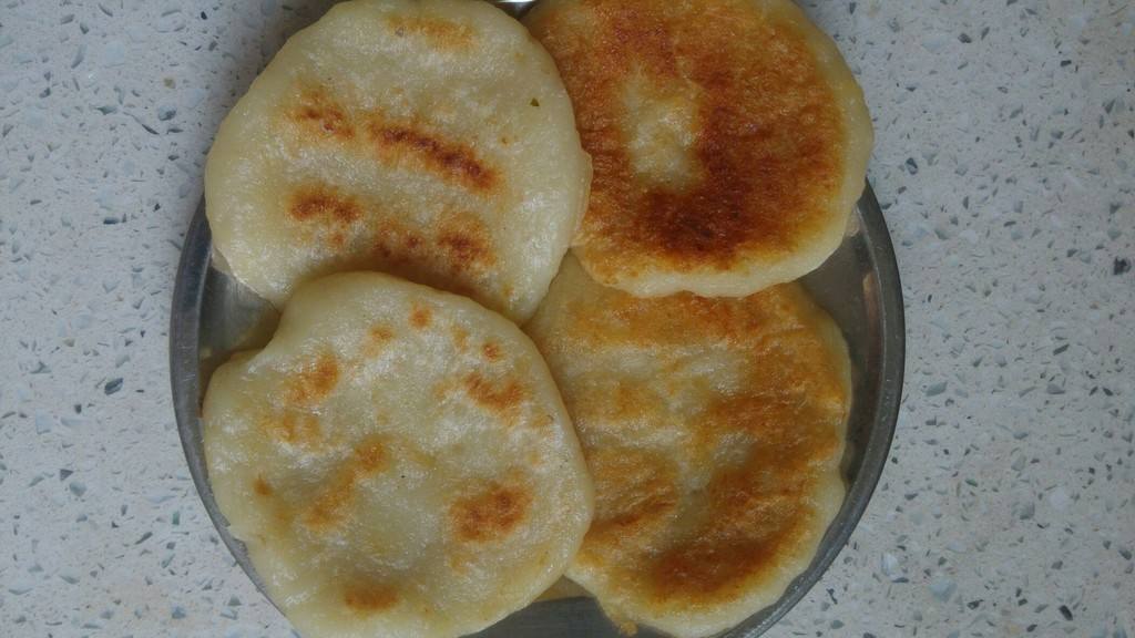  p data-id="gnwlgt4xug">糯米面本身糖份较多,白糖适量即可,想减肥的