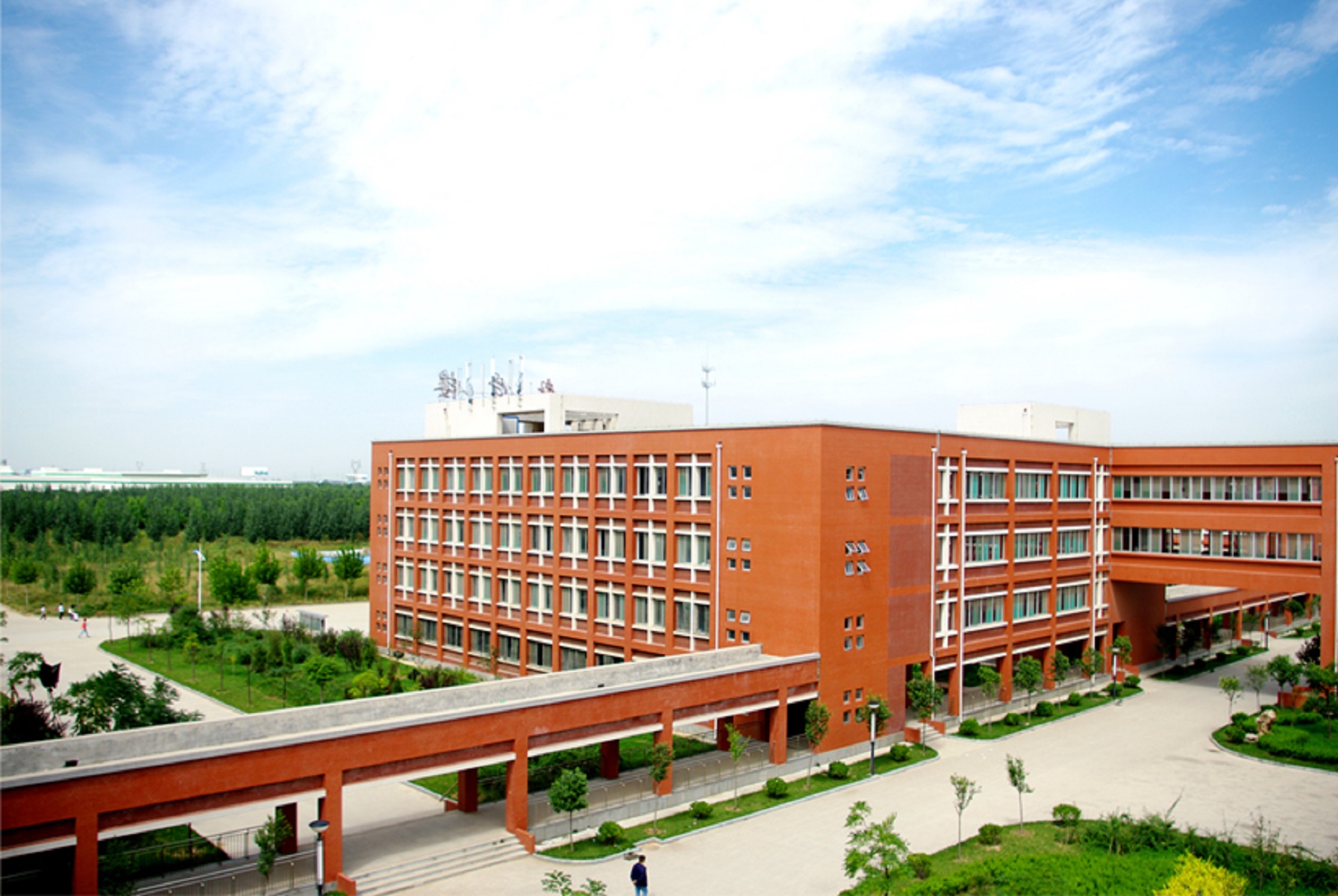 山东职业传媒学院