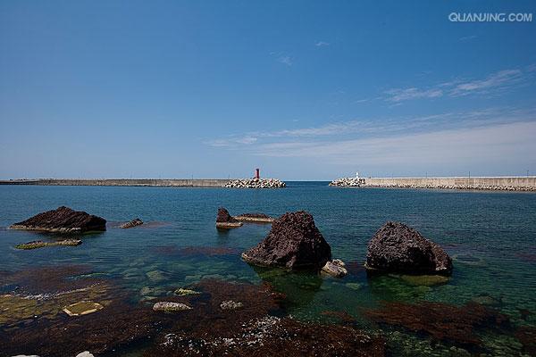 data-lemmaid="257427">韩国语 /a>:            )位于朝鲜半岛东南部