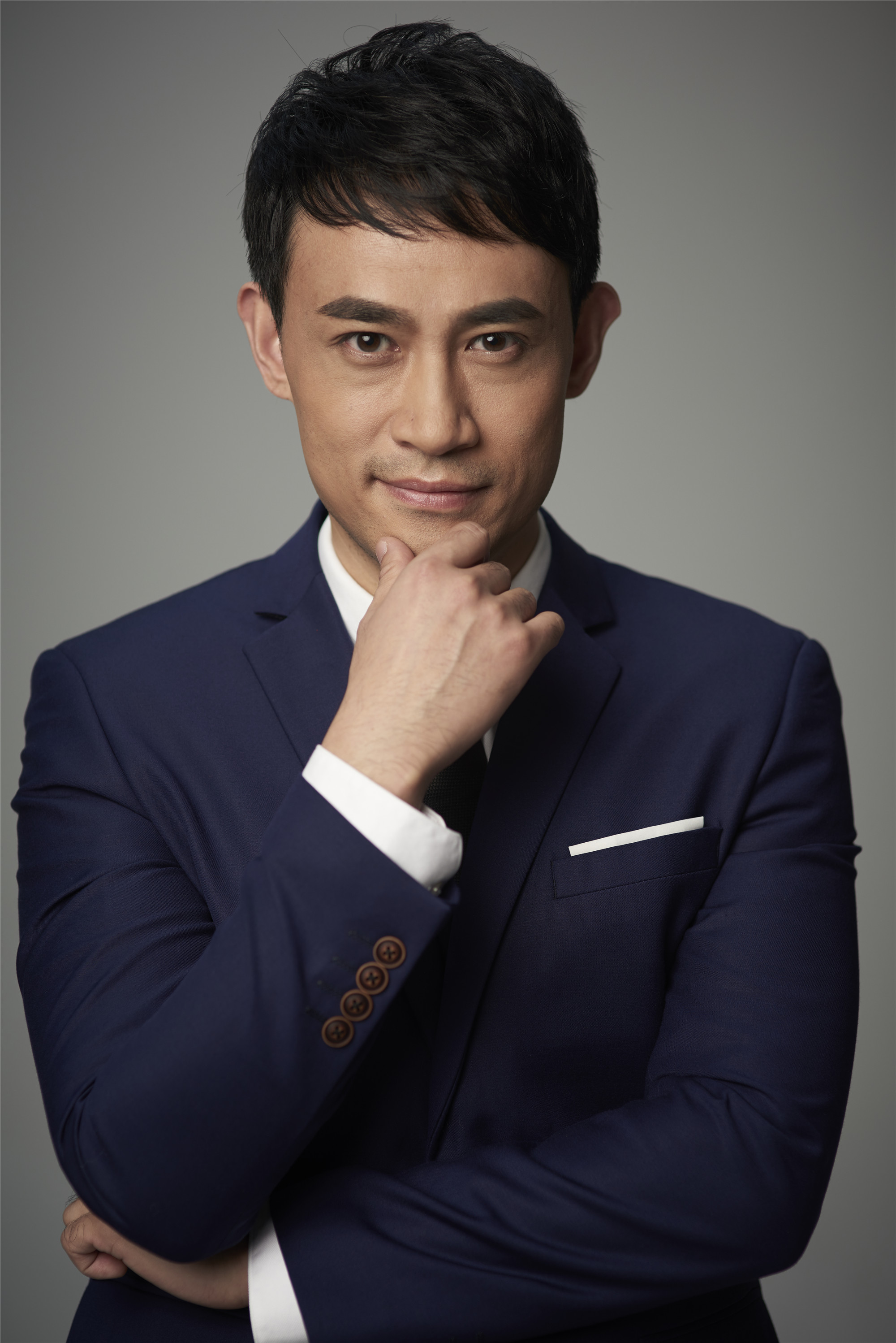 1984年8月12日出生于江苏南通,毕业于南京艺术学院,中国内地男演员