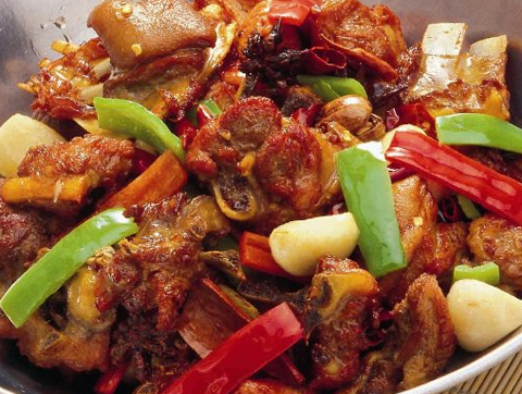 干锅啤酒羊肉