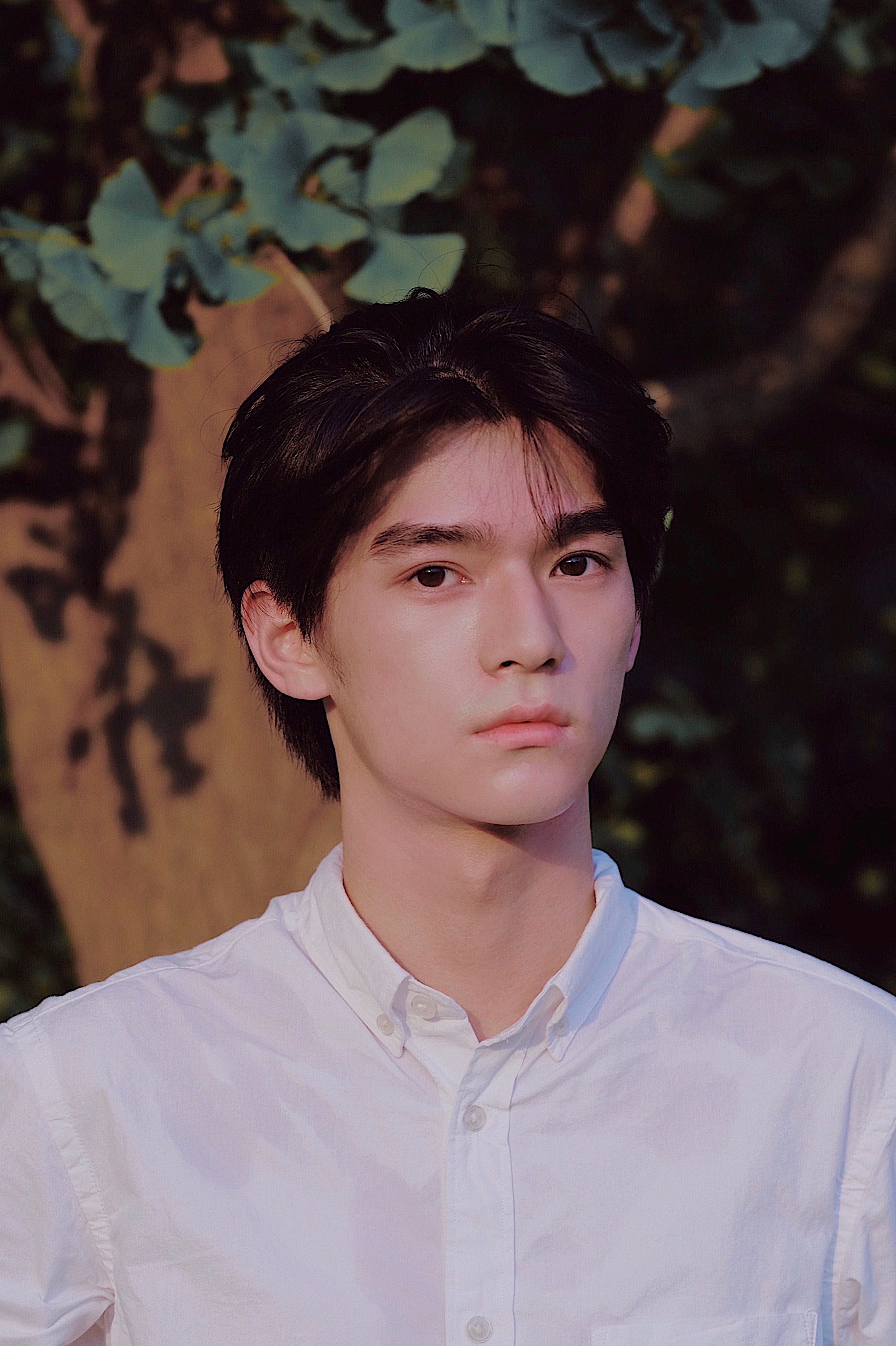 n9fjslg">张家硕,1998年12月31日出生于山东省寿光市,中国内地男演员