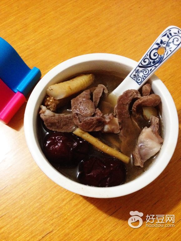 党参琥珀炖猪心