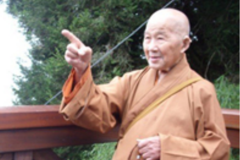 并礼该寺住持传久老法师为依止师,获赐法名心发,号本乐,与当代高僧